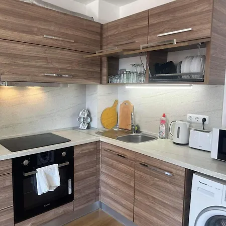 за гости марти гр Lägenhet Obzor