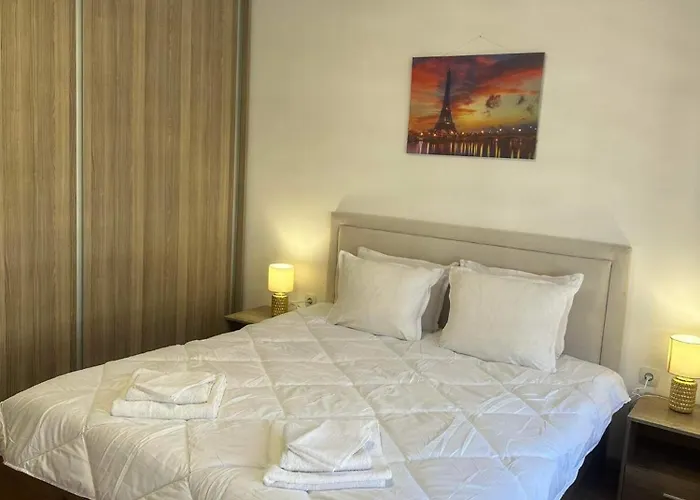 за гости марти гр *